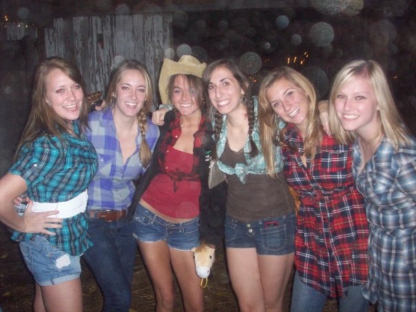 Barn Dance 200